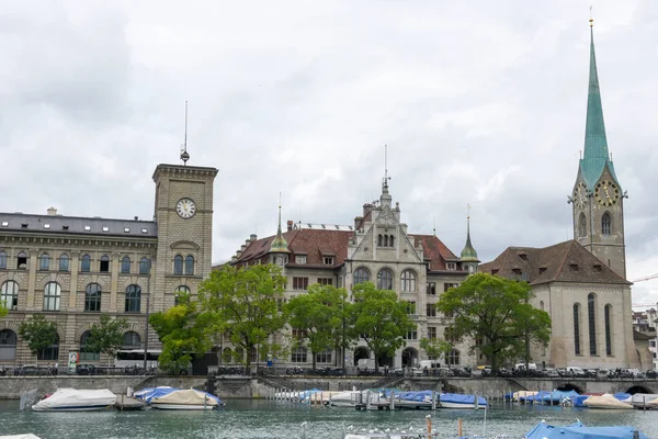 A régi város központjában Zürich Svájc. — Stock Fotó