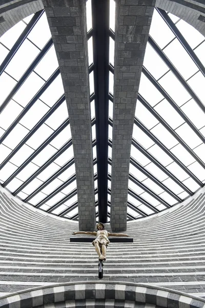 L'église du célèbre architecte Mario Botta à Mogno, Suisse — Photo