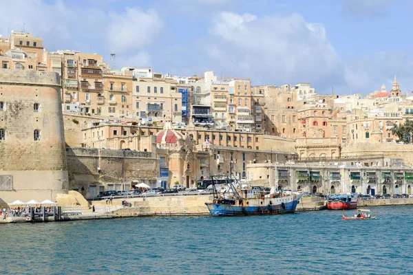 Bekijken van La Valletta, de hoofdstad van Malta — Stockfoto