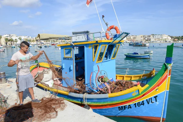 Balıkçı köyü Marsaxlokk Malta Adası — Stok fotoğraf