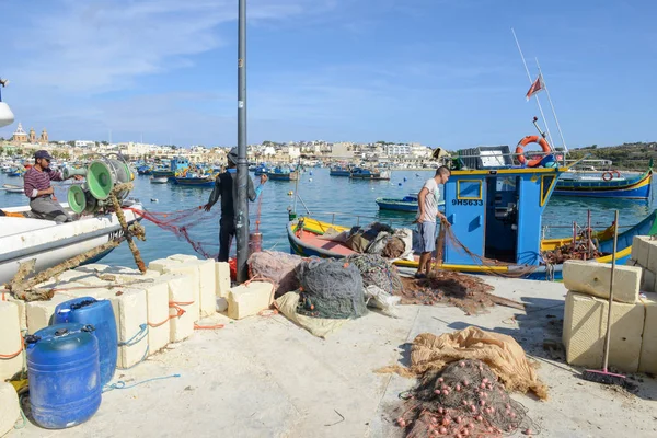 Balıkçı köyü Marsaxlokk Malta Adası — Stok fotoğraf