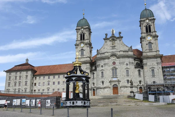 Abbaye d'Einsiedeln sur la Suisse — Photo