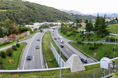 Otobüse İtalyan kısmında İsviçre'nin Lugano