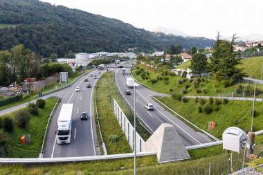 Otobüse İtalyan kısmında İsviçre'nin Lugano