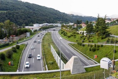 Otobüse İtalyan kısmında İsviçre'nin Lugano