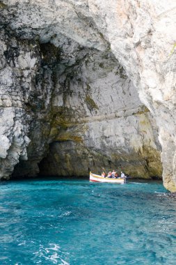Malta Adası, mavi mağara, sahil