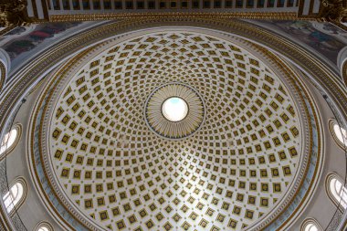 Mosta kilise Malta kubbede iç