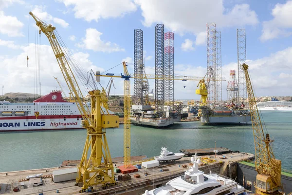 Il grande porto di Vittoriosa su Malta — Foto Stock