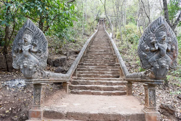 Phnom Banan temple at Battambang on Cambodia — Stock Photo, Image