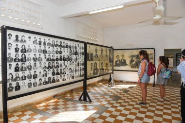 S21 hapiste, Kamboçya öldürdüğünü insanlar fotoğraflarını
