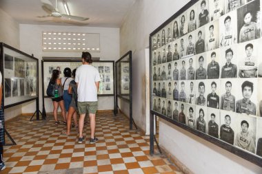 S21 hapiste, Kamboçya öldürdüğünü insanlar fotoğraflarını