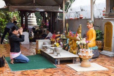 Budist tapınağı, Wat Phnom Phnom Penh Kamboçya tarih itibariyle