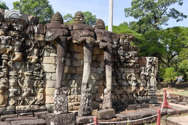 Terasa slonů v Angkor Thom na Siemreap, Kambodža — Stock fotografie