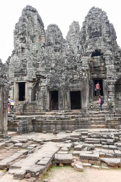 Faces of Bayon temple in Angkor Thom at Siemreap, Cambodia. — Stock Photo, Image