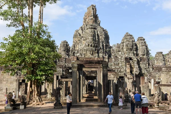 Templo de Bayon en Siem Reap en Camboya . — Foto de Stock