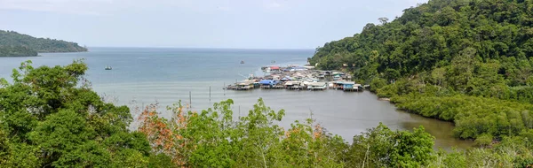 Fisherman village of Ao Yai in Koh Kood island, Thailand — Stock Photo, Image