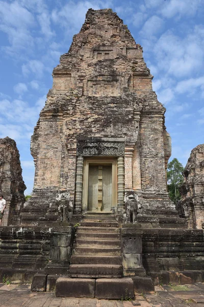 East Mebon Prasat temple of Angkor Wat at Siem Reap — Stock Photo, Image