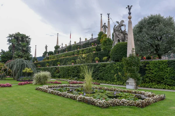 Le jardin de l'île de Bella sur le lac Majeur, Italie — Photo