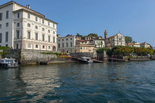 Uitzicht op Bella eiland aan het Maggioremeer in Italië — Stockfoto