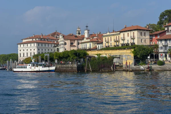 Blick auf die Insel Bella am Lago Maggiore in Italien — Stockfoto