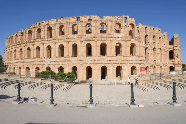 Roman amphitheater of El Jem on Tunisia — Stock Photo, Image