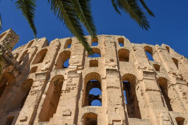 Tunus 'ta El Jem' in Roma amfitiyatrosu — Stok fotoğraf