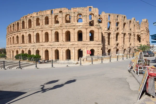 Romerska amfiteater i El Jem om Tunisien, Unescos världsarv — Stockfoto