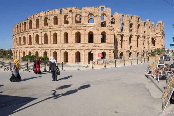 Romerska amfiteater i El Jem om Tunisien, Unescos världsarv — Stockfoto