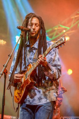 Julian Marley İsviçre 'deki Estival Jazz Lugano' da çalıyor.