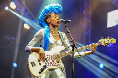 Bas gitarist Nik West İsviçre 'deki Estival Jazz Lugano' da 