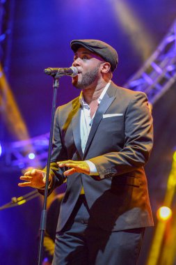 Şarkıcı Tony Momrelle İsviçre 'deki Estival Jazz Lugano' da