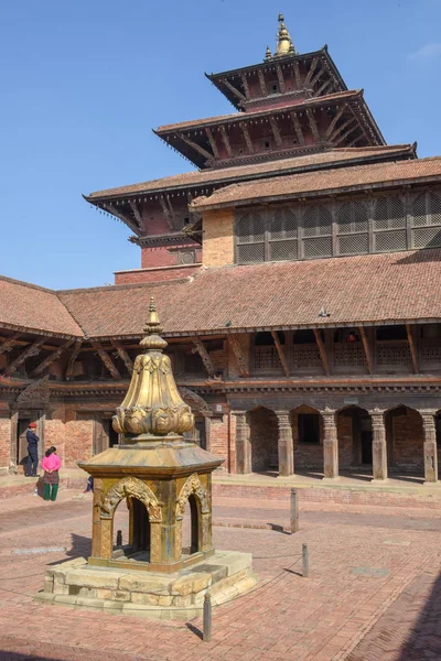 Patan 'daki Durban Meydanı Tapınağı Nepal' de Katmandu yakınlarında. — Stok fotoğraf