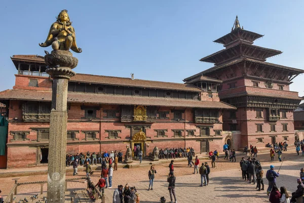 Templo de la plaza Durban en Patan cerca de Katmandú en Nepal —  Fotos de Stock