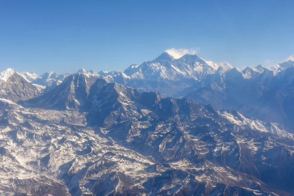 Himalájový hřeben s výhledem na Mount Everest z Nepálu — Stock fotografie