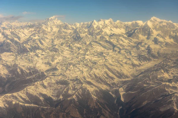 Vista aérea de la cresta del Himalaya en Nepal —  Fotos de Stock