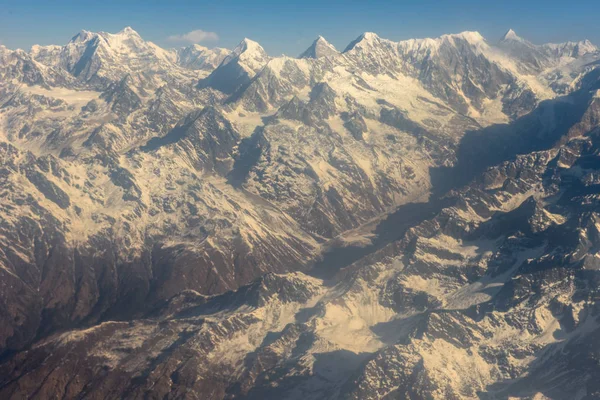 Himalaya-Kamm-Luftaufnahme auf Nepal — Stockfoto