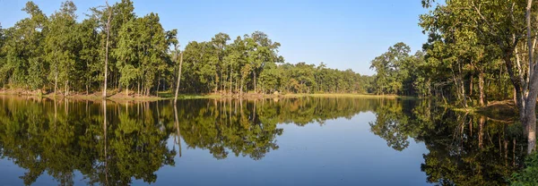 Bellissimo Lago Tranquillo Chitwan National Park Nepal — Foto Stock