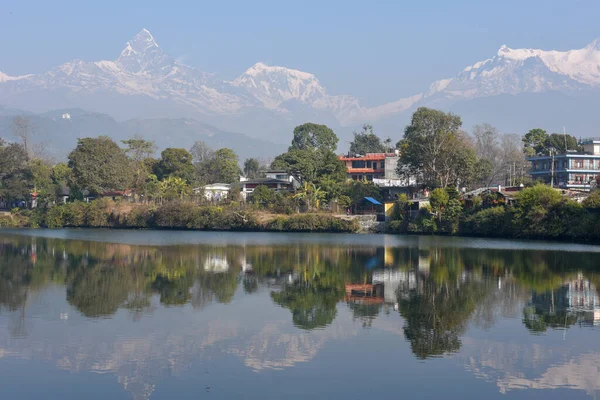 Cordillera Machapuchare Annapurna Vista Desde Lago Phewa Pokhara Nepal —  Fotos de Stock