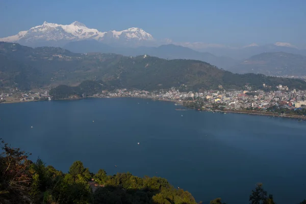 Vista Arial Ciudad Pokhara Lago Phewa Cordillera Del Himalaya Nepal —  Fotos de Stock