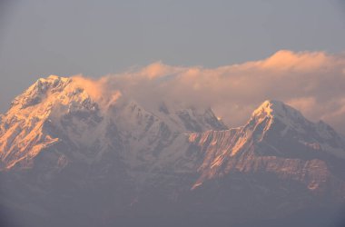 Nepal Saranghot 'tan Annapurna Massif