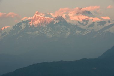Nepal Saranghot 'tan Annapurna Massif