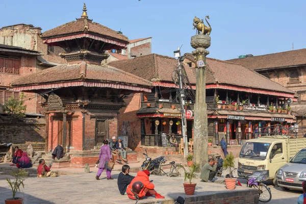 Bhaktapur Nepal Ocak 2020 Nepal Deki Bhaktapur Meydanı Nda Yürüyen — Stok fotoğraf