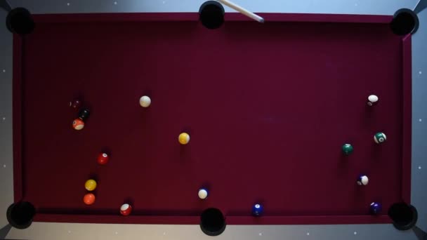 Table Billard Fendue Dans Mouvement Inverse — Video