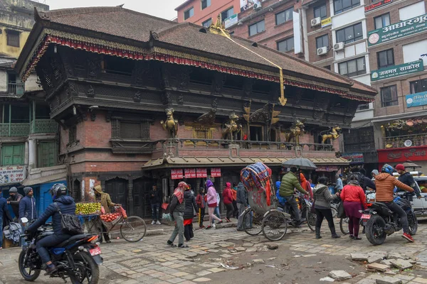 Kathmandu Nepal Januar 2020 Menschen Vor Einem Traditionellen Haus Kathmandu — Stockfoto