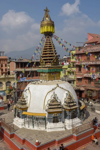 Katmandou Népal 1Er Février 2020 Personnes Assises Devant Temple Katmandou — Photo