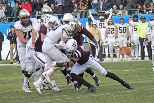 Charlotte, North Carolina/ABD 29 Aralık 2017: 2017 Ncaa College Football 'Yoktur kase' Texas A ve M Üniversitesi vs Wake Forest Üniversitesi Amerika banka Stadyumu'nda.