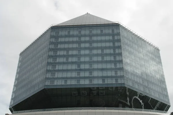 Здание Стекла Бетона — стоковое фото