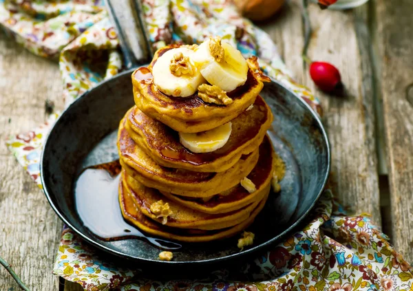 Pompoen pannenkoeken met banaan — Stockfoto