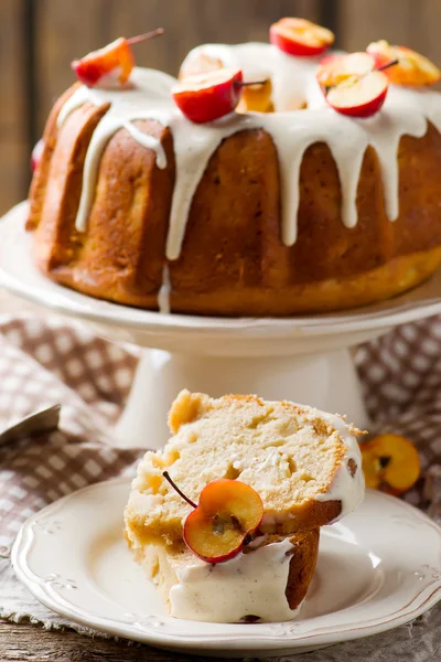 Bolo de maçãs frescas — Fotografia de Stock