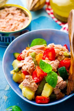 Ton balığı salatası Cenova